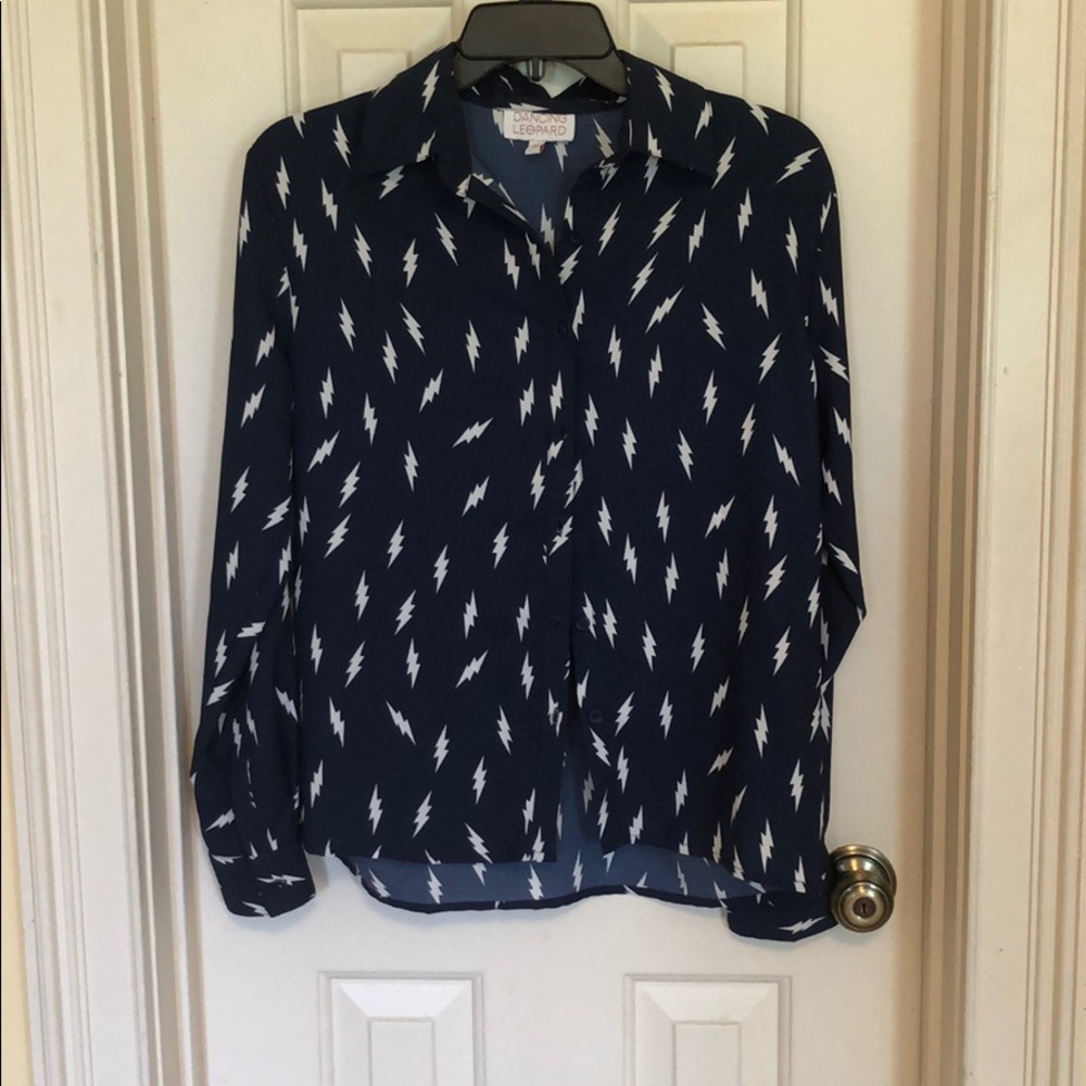 NWOT Dancing Leopard Button Up Top